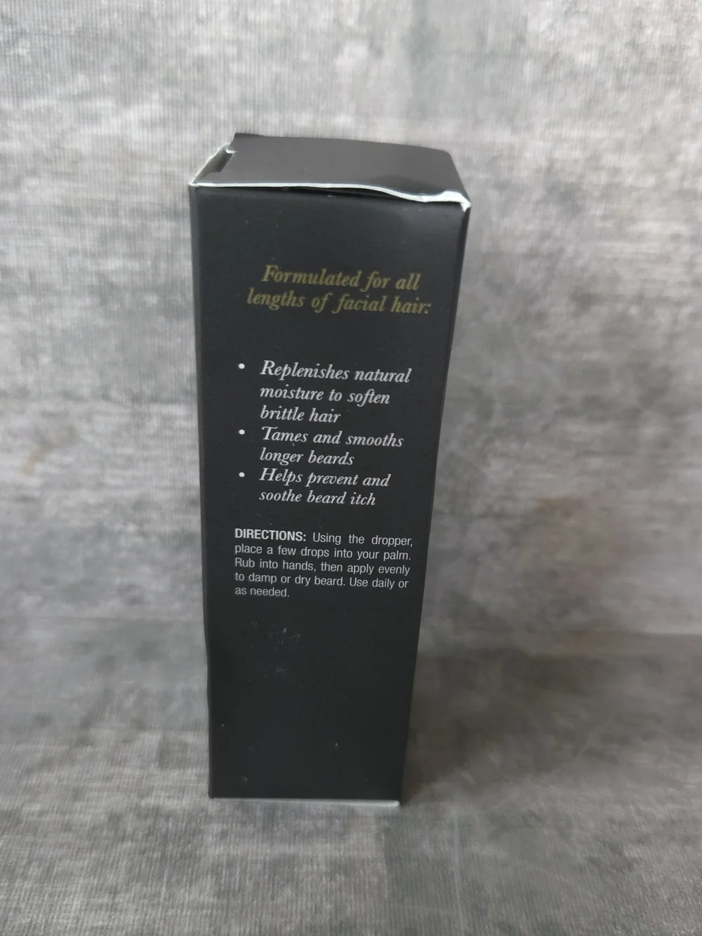 Cremo Reserve Collection Distiller's Blend Revitalizing Beard Oil - Black